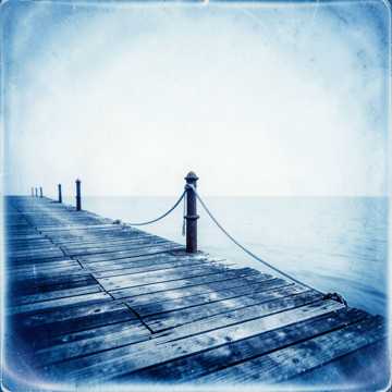 Le Quai Vide